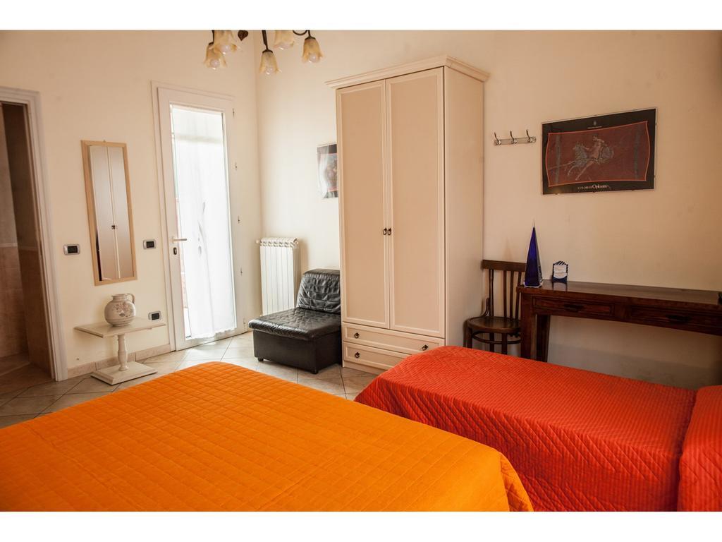 Casa Vacanze Il Gatto Rosso Trecase Room photo