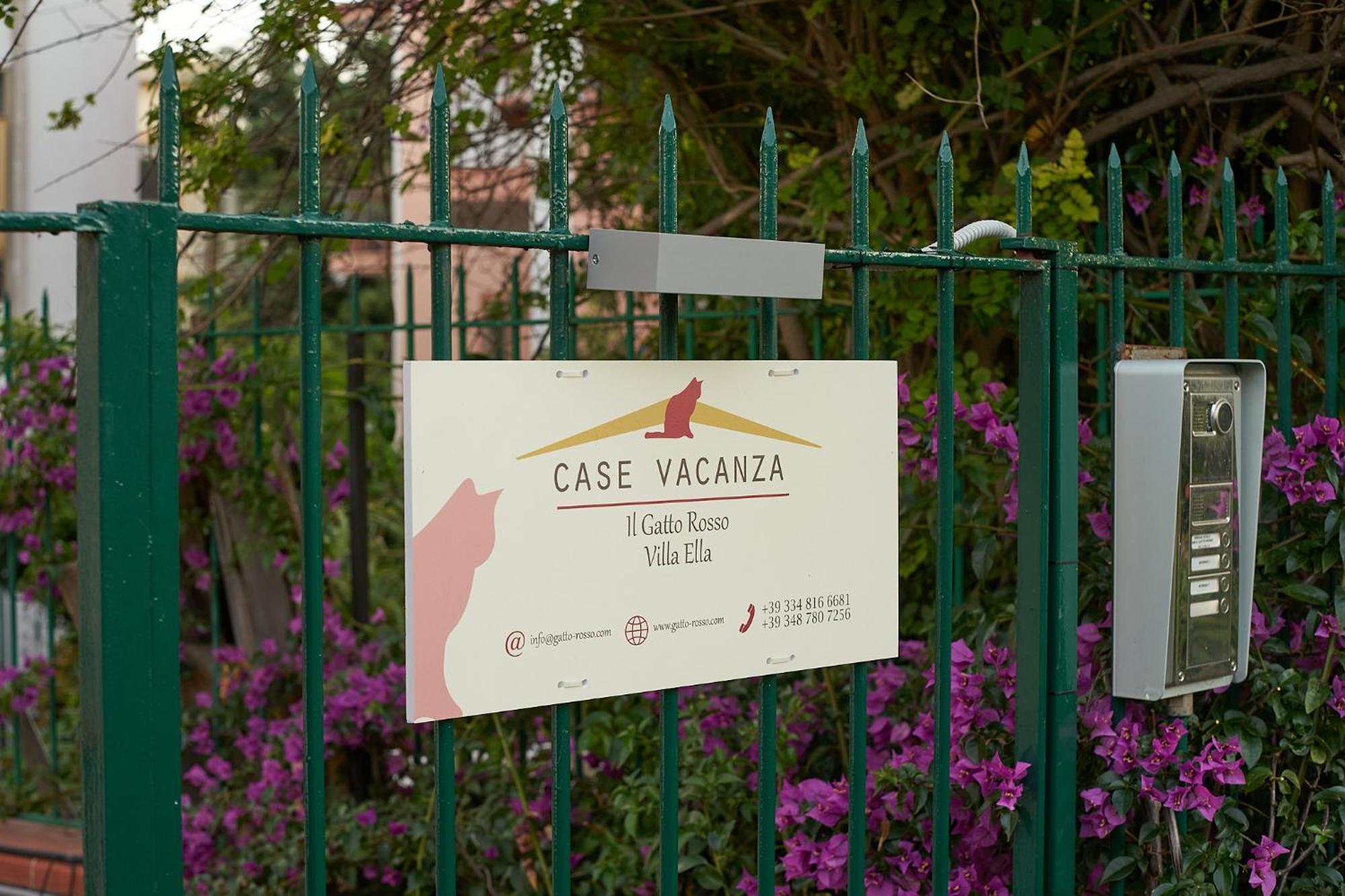 Casa Vacanze Il Gatto Rosso Trecase Exterior photo